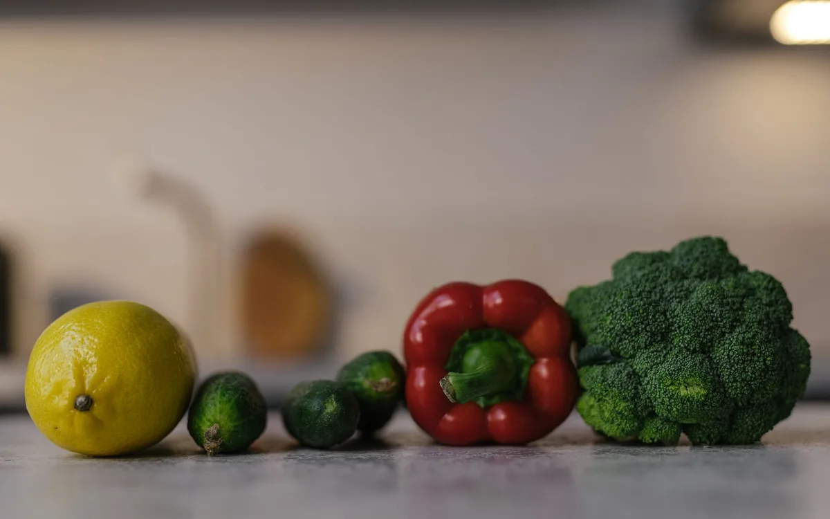 Jak uniknąć rozmokłych warzyw i suchego kurczaka w meal prepie?