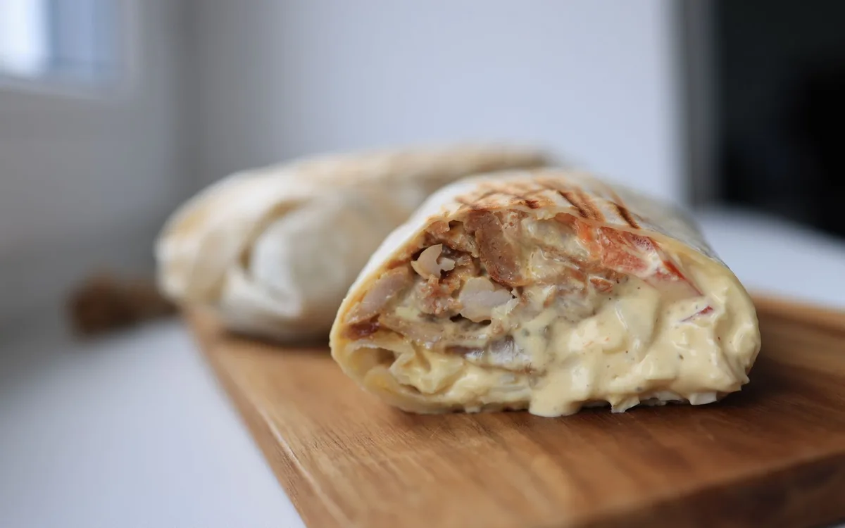 Kebab z kurczakiem czy wołowiną - co wybrać?