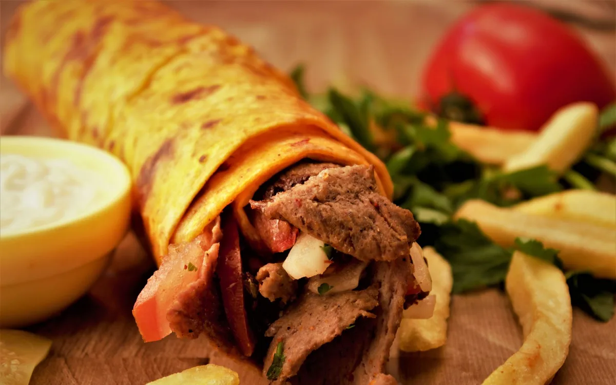 Czy tortilla kebab pasuje do redukcji i po treningu?