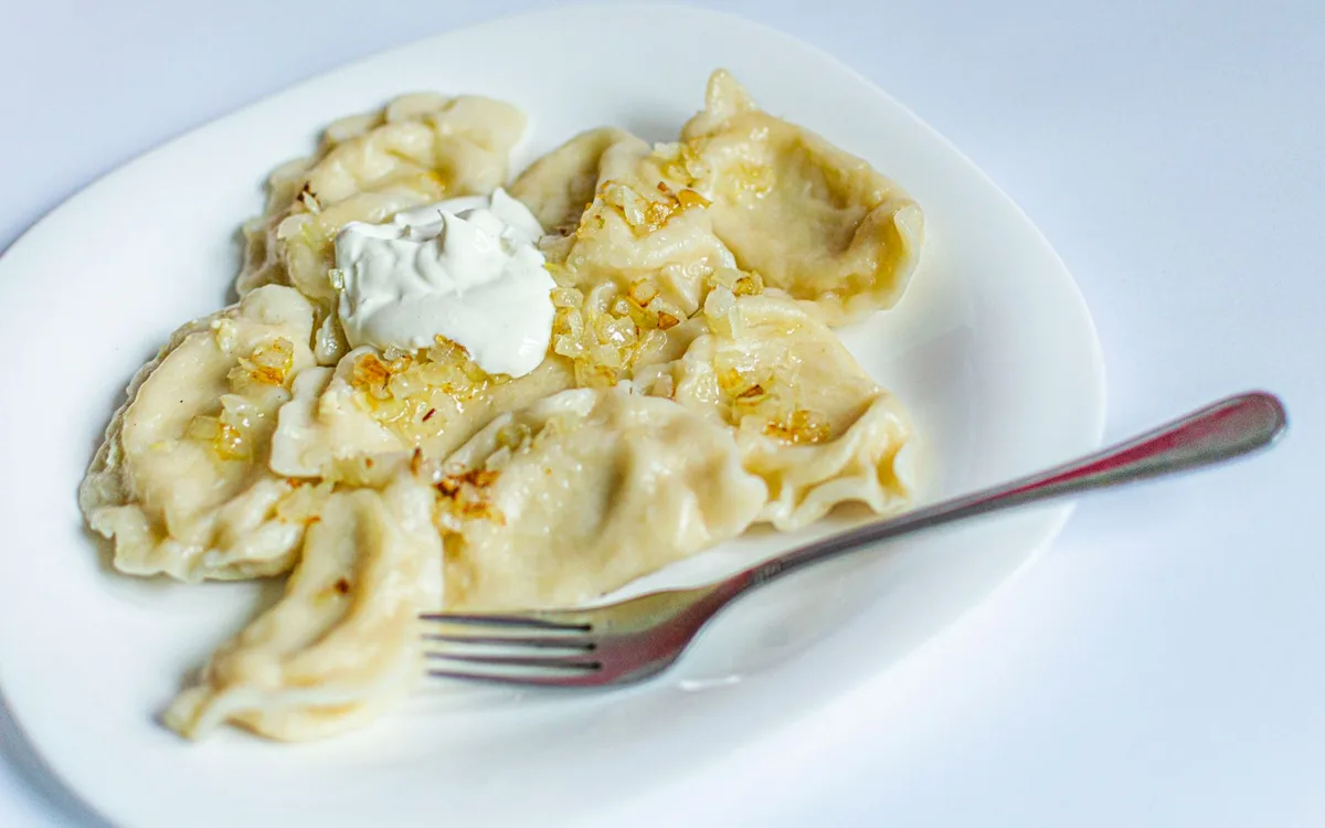 Gotowane czy smażone pierogi ruskie - co wybrać?