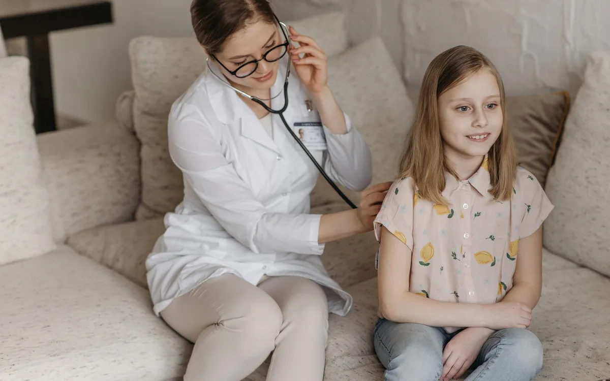Kiedy skonsultować się z pediatrą lub dietetykiem klinicznym?