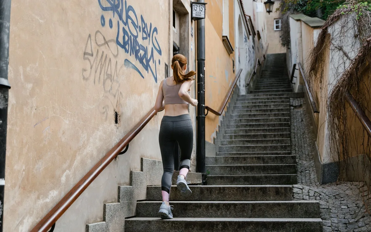 Cardio, kroki i codzienna aktywność przy redukcji