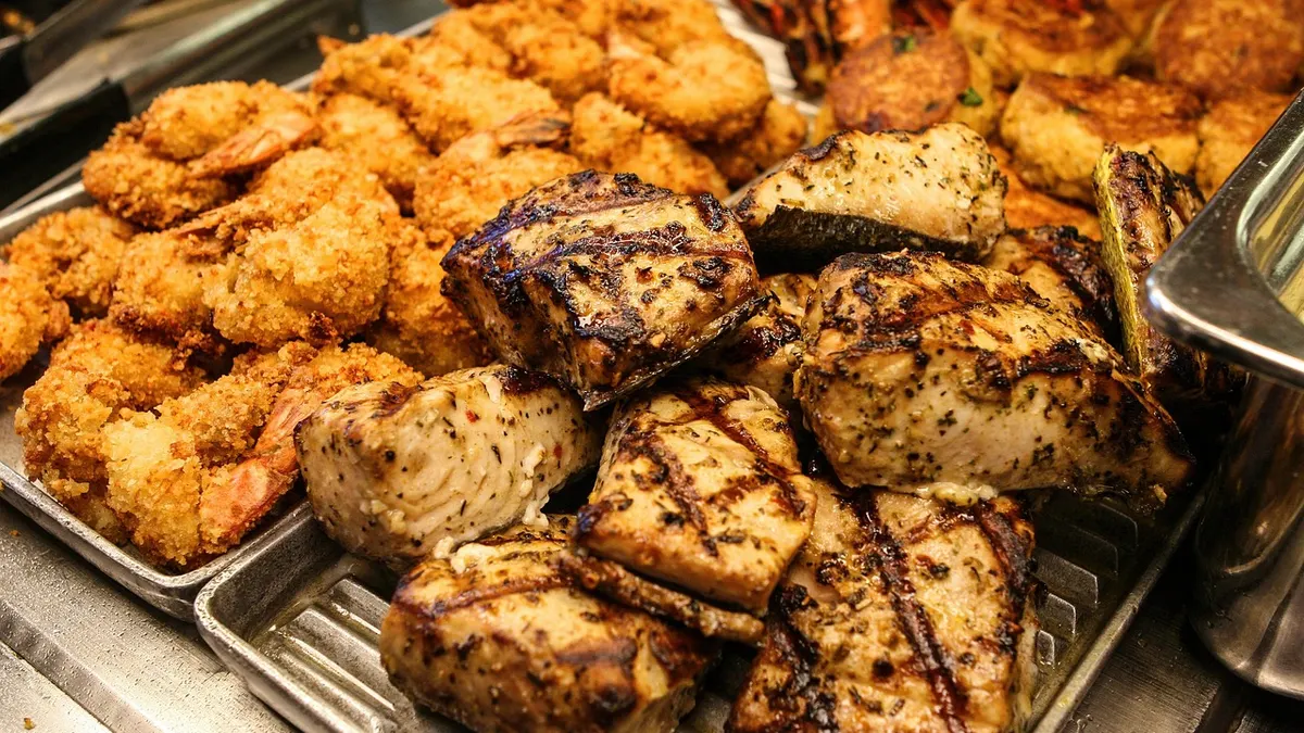 Pieczone warzywa fit z cukinią, kalafiorem i dynią na blasze